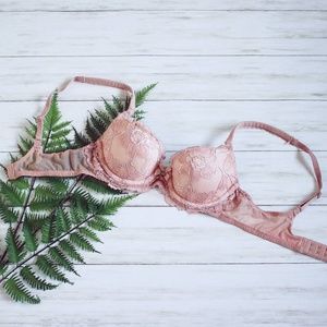 Victoria's Secret used demi lined bra 32A